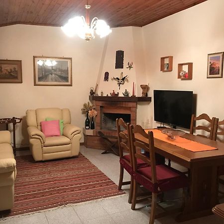 Casa Vacanze Elisabetta مونتالشينو المظهر الخارجي الصورة