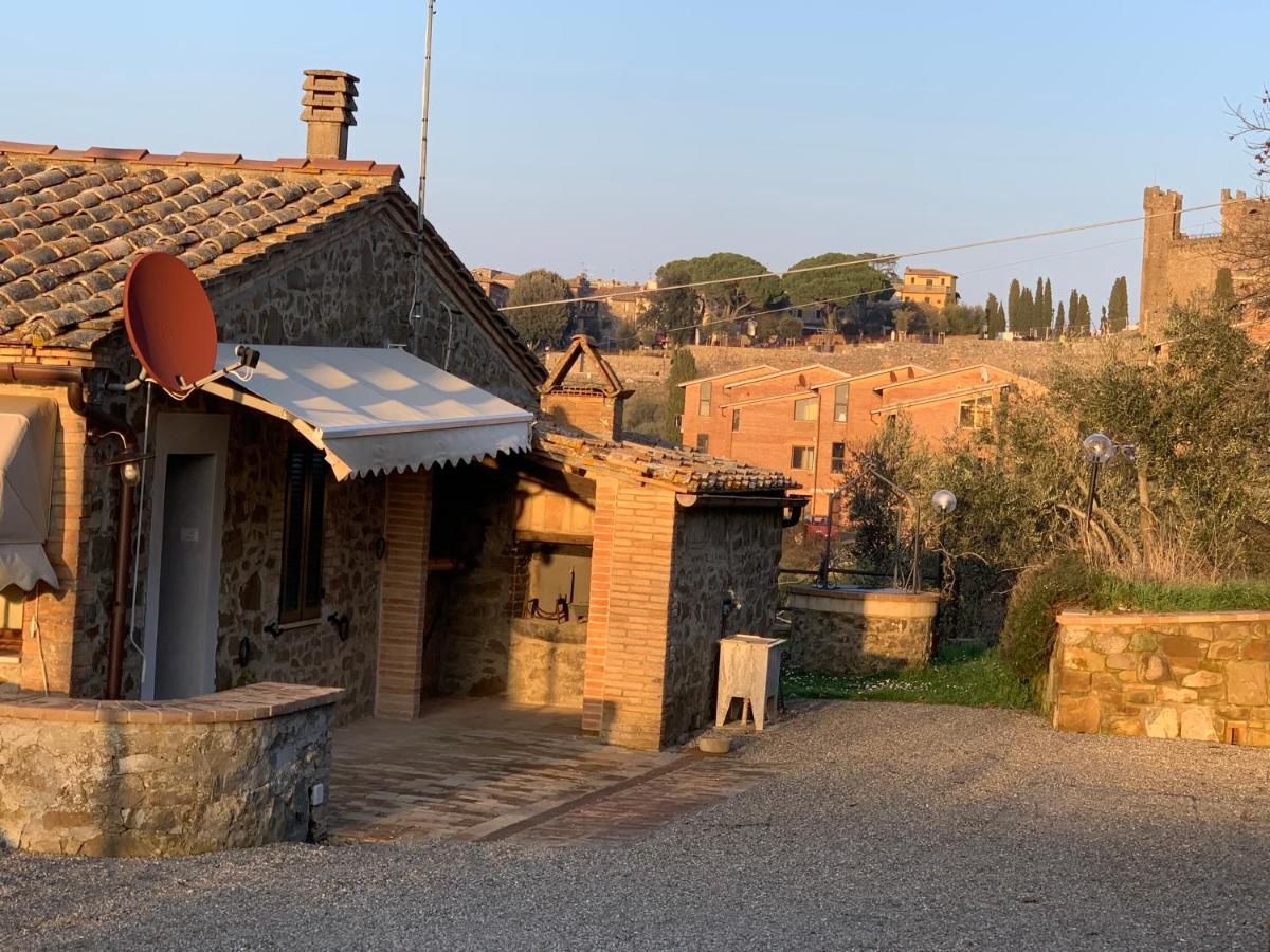 Casa Vacanze Elisabetta مونتالشينو المظهر الخارجي الصورة